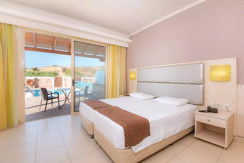 オーシャンビューデラックスルーム, Kouros Palace Active Lifestyle Hotel