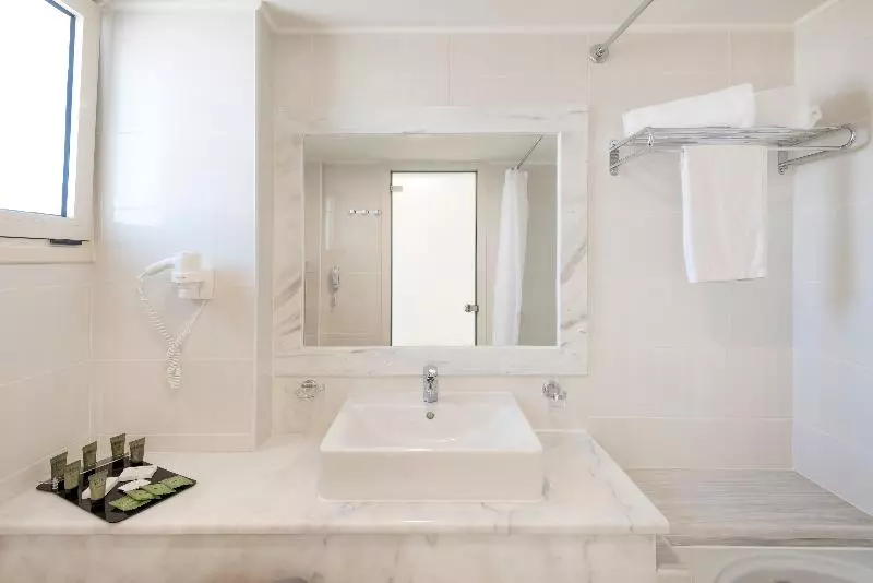 オーシャンビューデラックスルーム, Kouros Palace Active Lifestyle Hotel