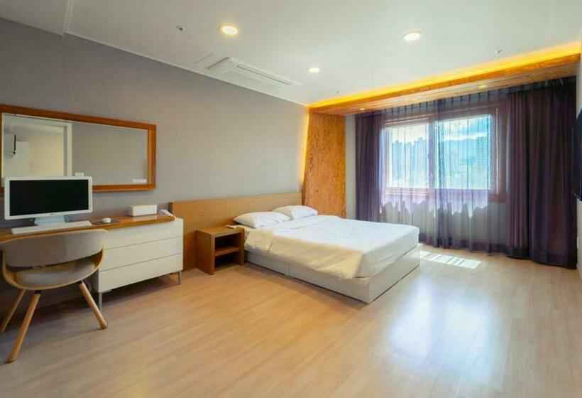 شقة غرفة واحدة, Pampas Resort