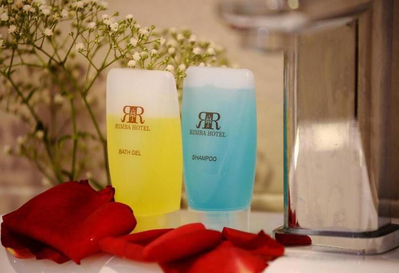 חדר דלוקס, Rimba