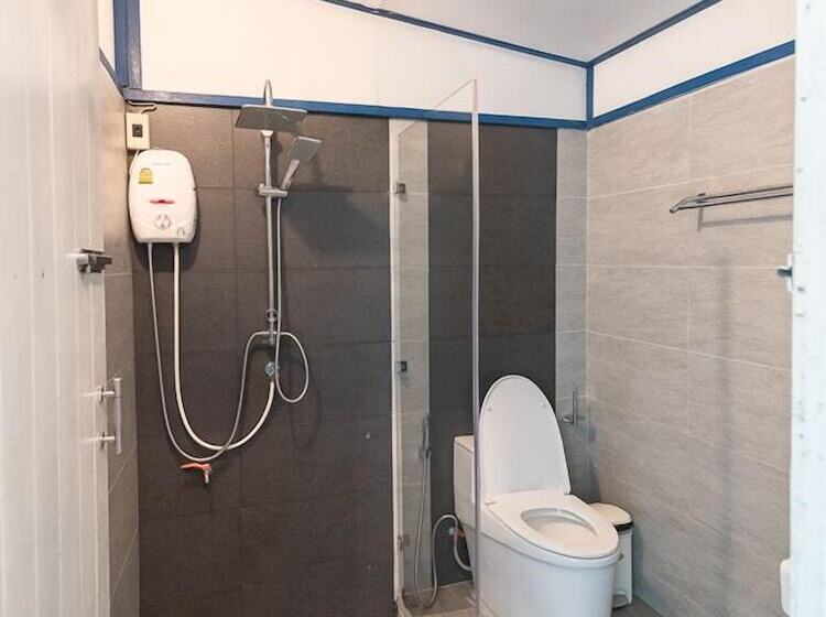 غرفة سوبيريور مطلّة علي البحر, Sangthian Beach Resort