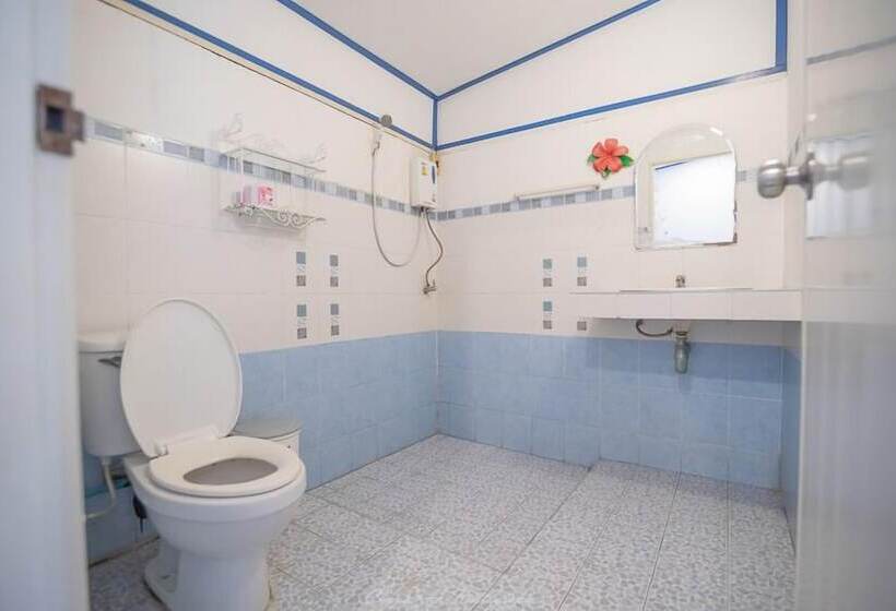 غرفة عائلية, Sangthian Beach Resort