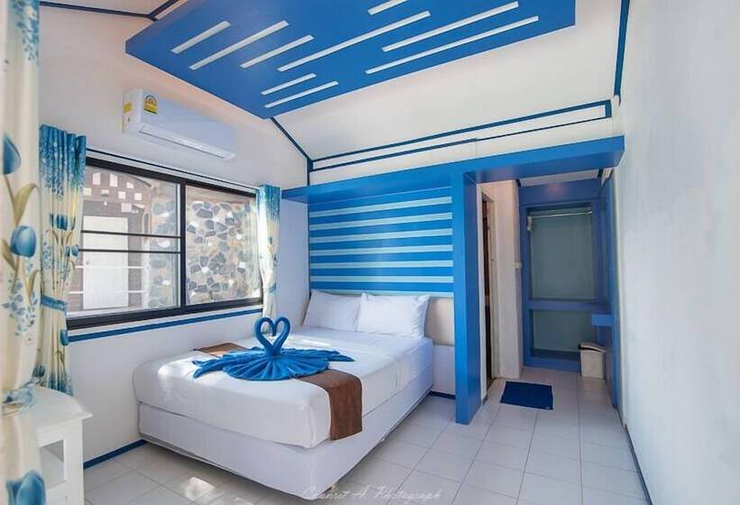 غرفة سوبيريور مطلّة علي البحر, Sangthian Beach Resort