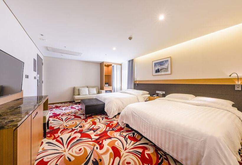 Номер Deluxe, Shin Shin Hotel Jeju Airport
