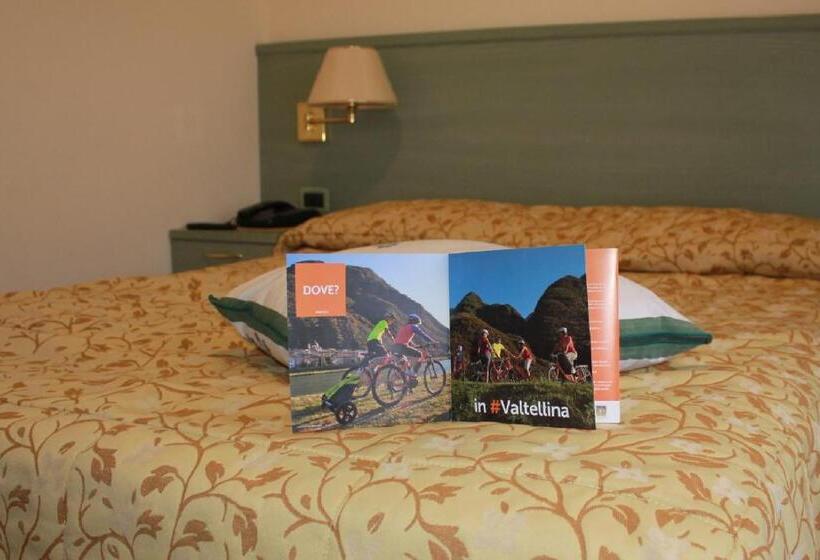 스탠다드 트리플 룸, Villa Rina