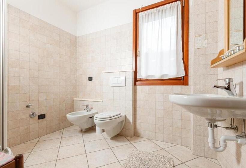 Четырехместный Номер Стандарт, Villa Rina