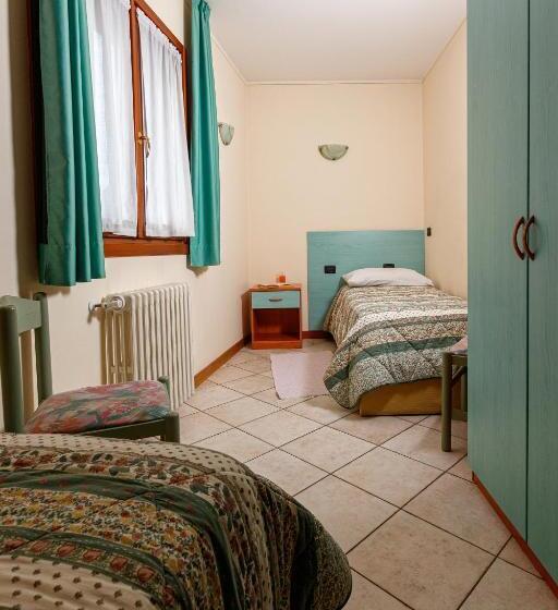 4인용 스탠다드 룸, Villa Rina