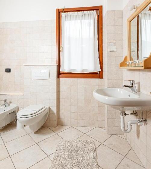 4인용 스탠다드 룸, Villa Rina