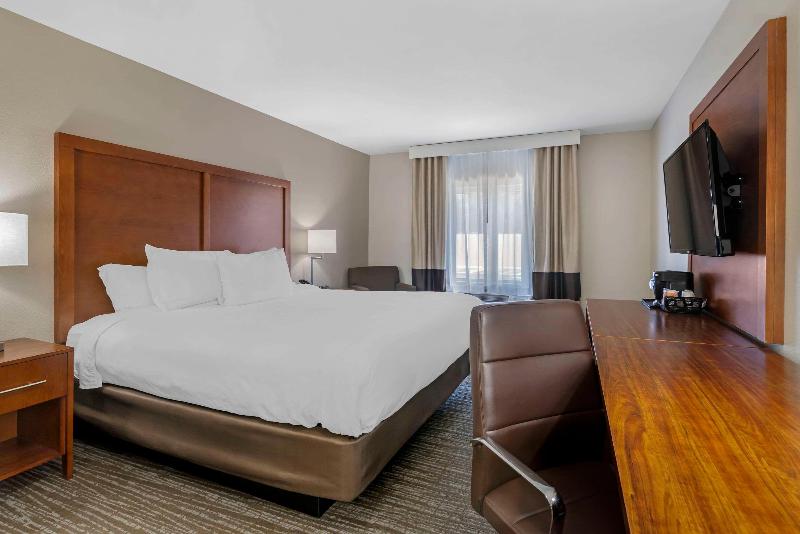 اتاق اجرایی, Ninh Binh Hidden Charm Hotel & Resort