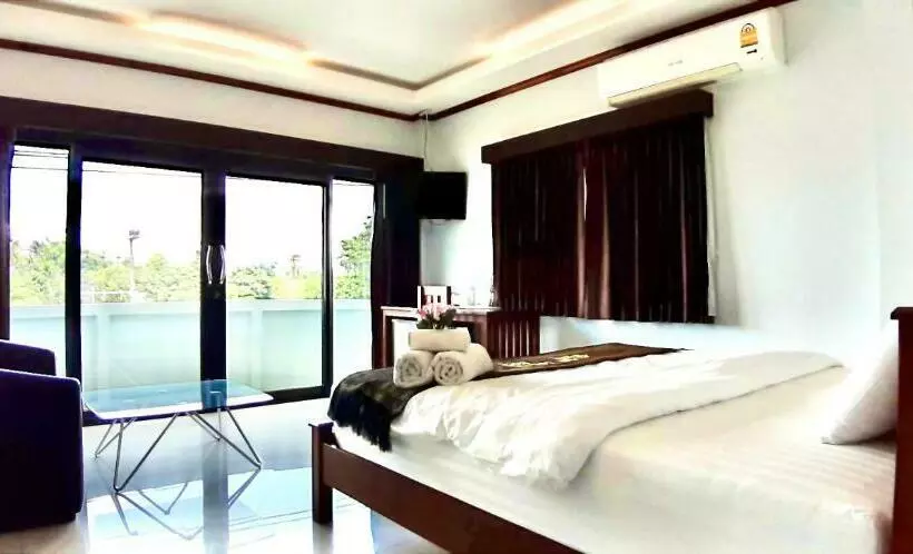 اتاق استاندارد با تخت بزرگ, Ez House