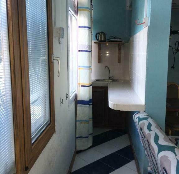 اتاق خانوادگی با چشم‌انداز دریا, Les Aigrettes