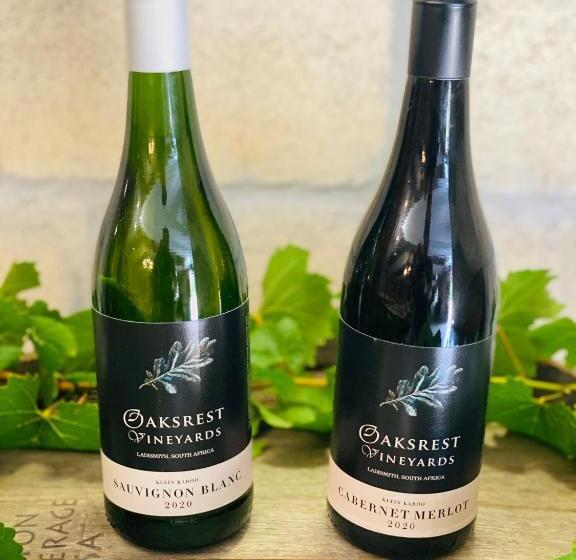 جناح إدارى, Oaksrest Vineyards Guest Farm