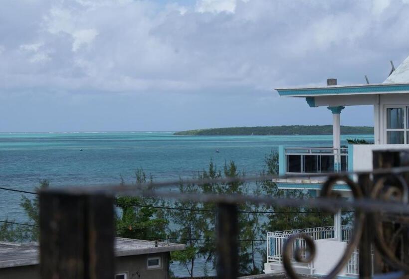 اتاق لوکس با بالکن, Les Aigrettes