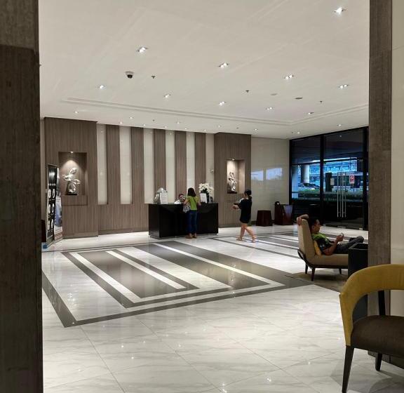 شقة غرفة واحدة مطلة على الحديقة, 81 Newport Condominium Cluster 5 3a By Rechelle Nunag