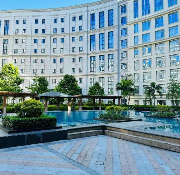 شقة غرفة واحدة مطلة على الحديقة, 81 Newport Condominium Cluster 5 3a By Rechelle Nunag