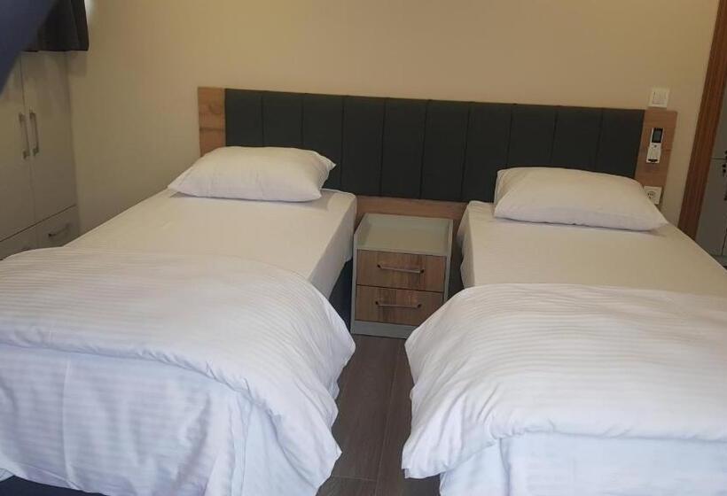 1 Bedroom Penthouse Apartment, Guest Apart Konaklar