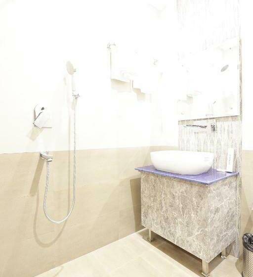 חדר דלוקס, Bliss