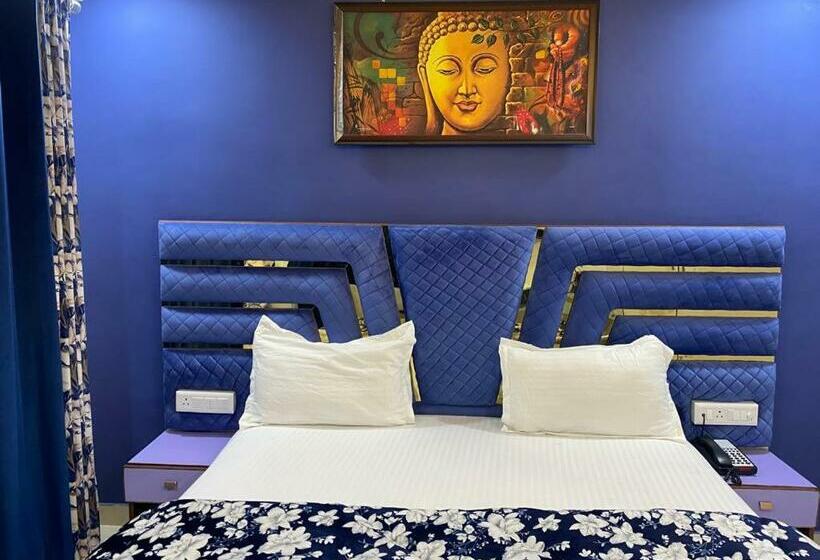 غرفة ديلوكس, Noida Dreams 144