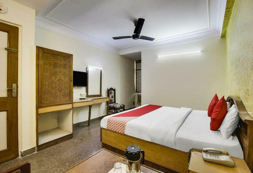 トリプルクラシックルーム, Oyo Flagship 81419 Ss Palace