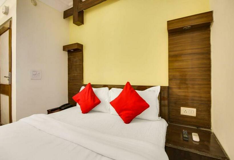 トリプルクラシックルーム, Oyo Flagship 81419 Ss Palace