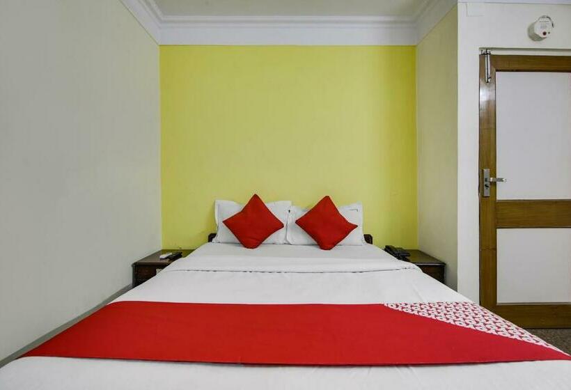 トリプルクラシックルーム, Oyo Flagship 81419 Ss Palace