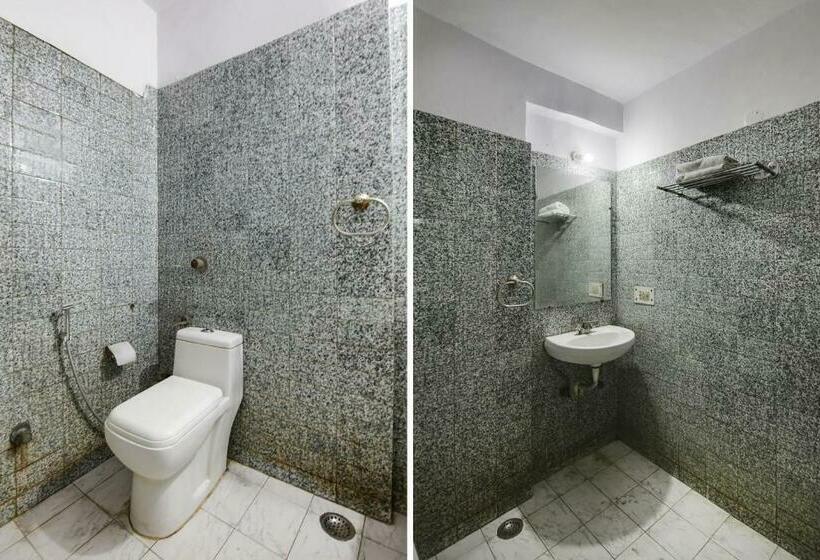 トリプルクラシックルーム, Oyo Flagship 81419 Ss Palace