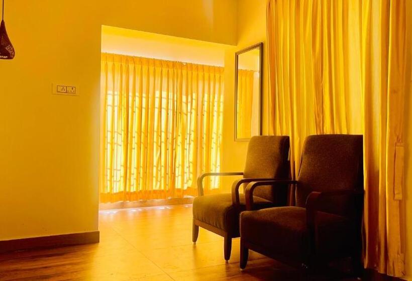 Quarto Estandar com Sacada, Jack S Den Residency