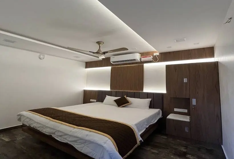 Deluxe-huone, The Tendoinn
