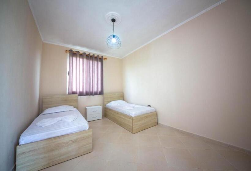 침실 2개 바다 전망 아파트, Villa Gozhina