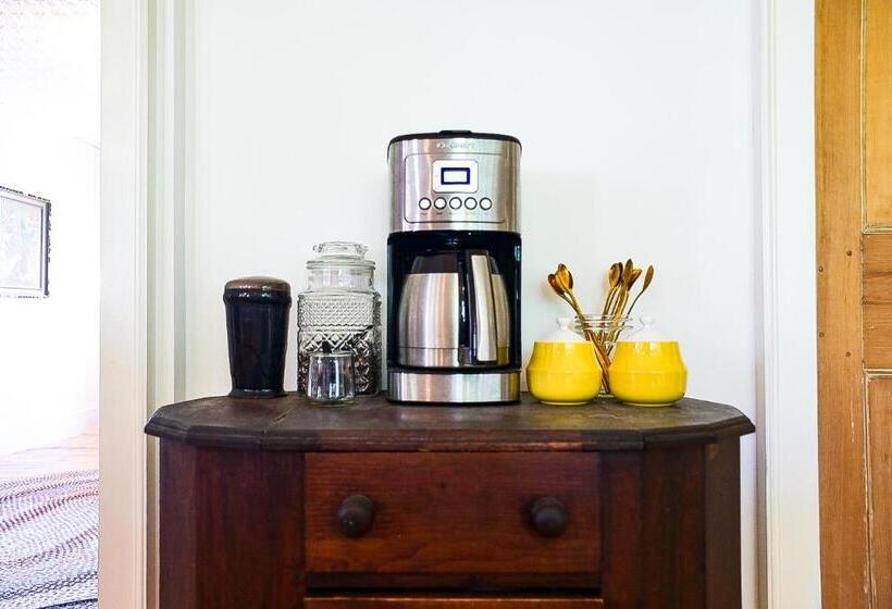 Номер Стандарт, The Waldoboro Inn Room 3