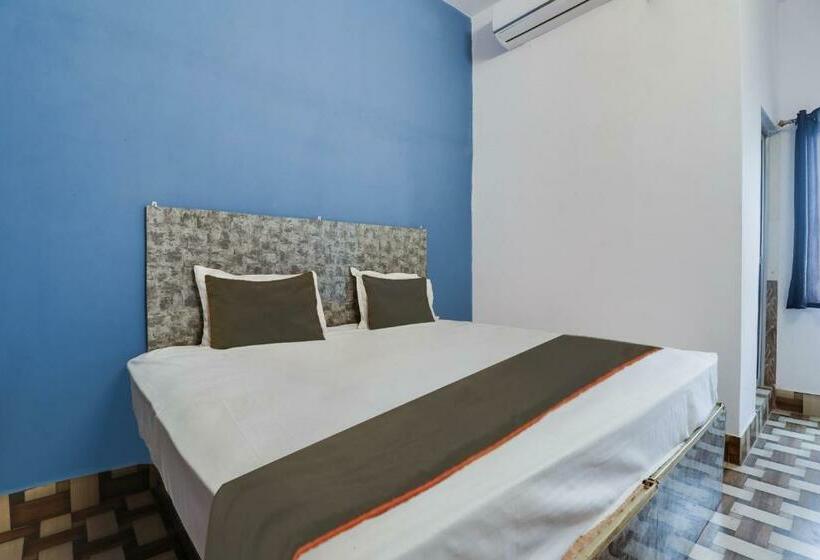 اتاق کلاسیک سه تخته, Collection O 81408 Hotel Green Inn