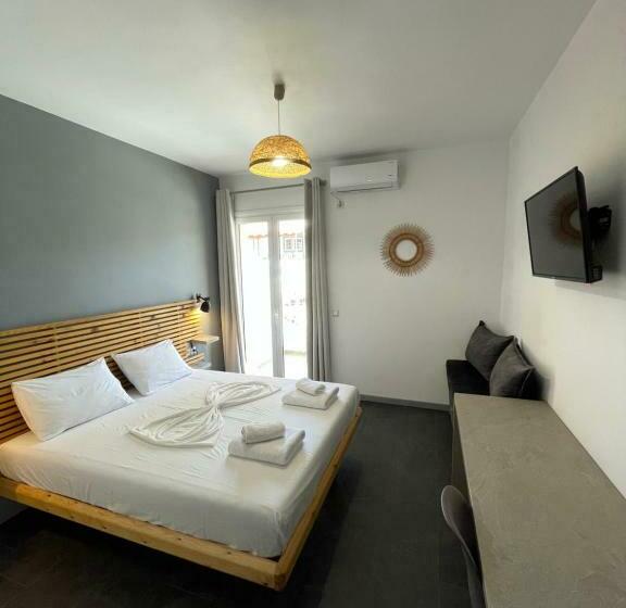 اتاق لوکس, Orchard Retreat