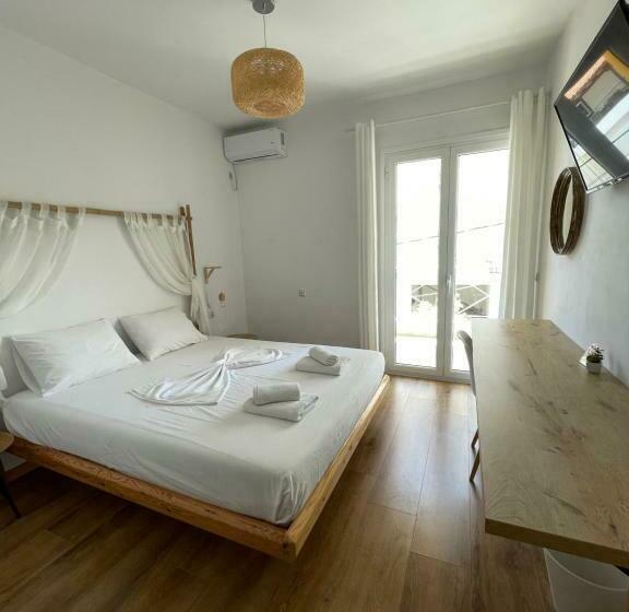 اتاق لوکس, Orchard Retreat