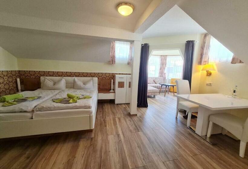 اتاق استاندارد چهار تخته, Sassnitzer Hotel Mit Bäderarchitektur, Seeblick Und Sauna