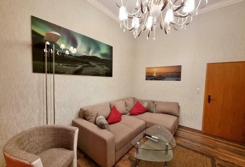 اتاق ساده سه‌ نفره, Sassnitzer Hotel Mit Bäderarchitektur, Seeblick Und Sauna