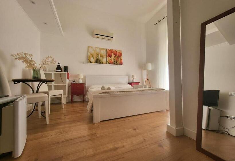 اتاق استاندارد, Living Cagliari Marina