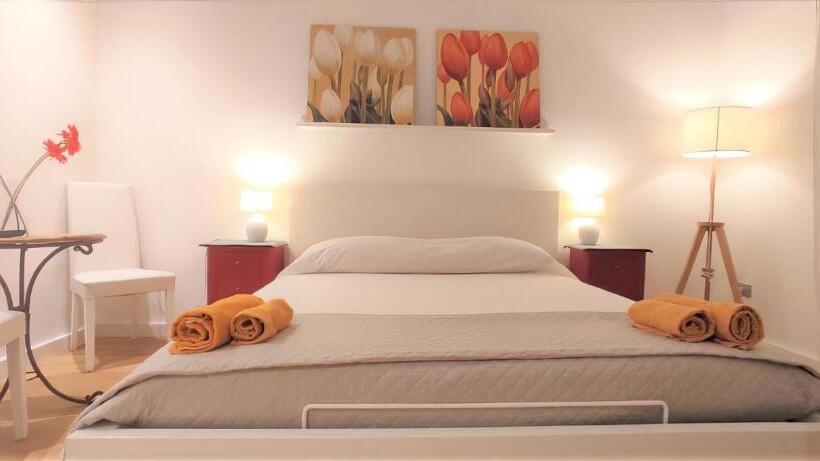 اتاق استاندارد, Living Cagliari Marina