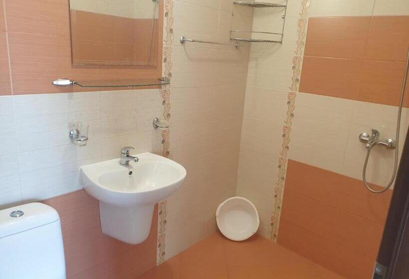 اتاق استاندارد چهار تخته, стаи за гости мистрал