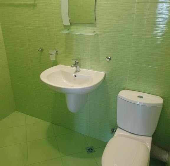 Triple Room Sea View, стаи за гости мистрал