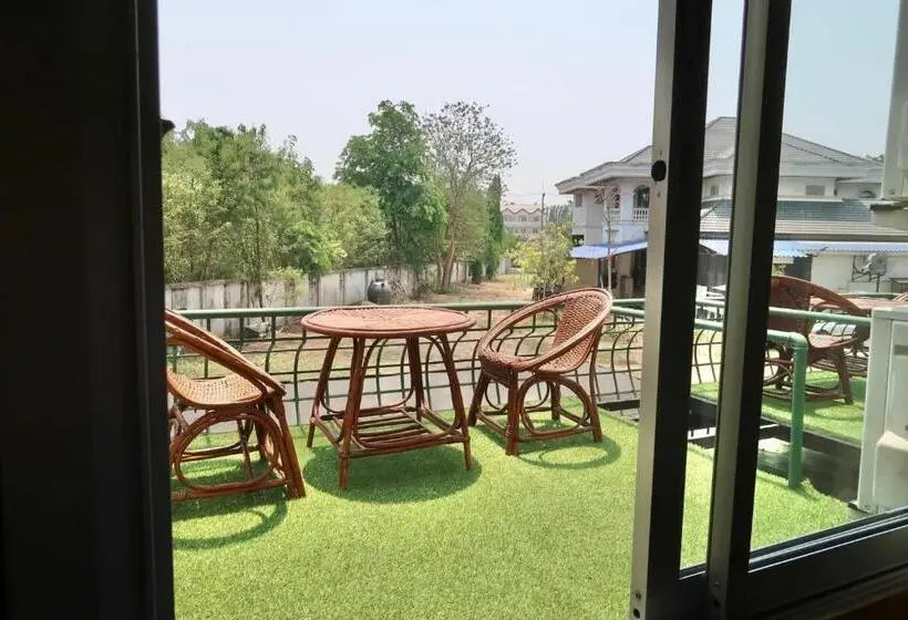 バルコニー付きデラックスルーム, Vintage54 Hotel Ayutthaya