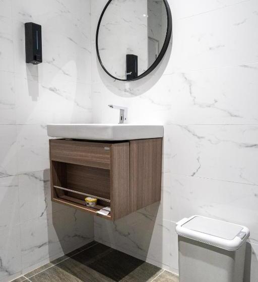 Президентский Люкс, Ysw Hotel Lopburi