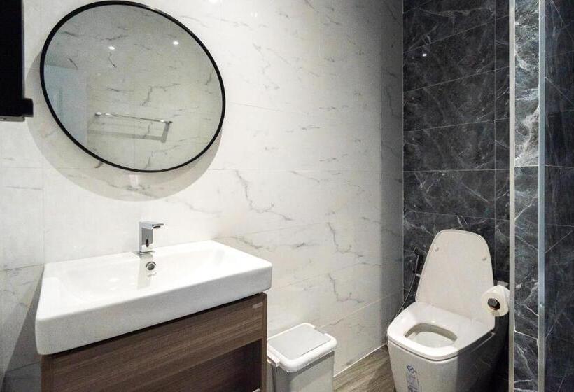 Президентский Люкс, Ysw Hotel Lopburi