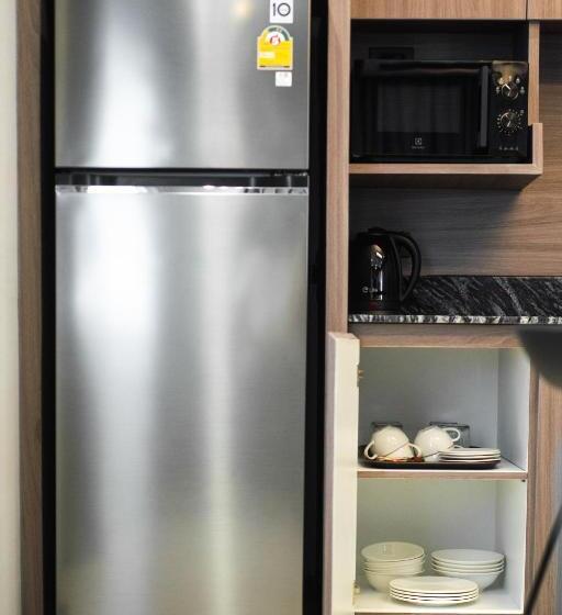 Президентский Люкс, Ysw Hotel Lopburi