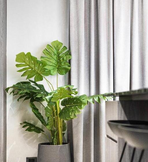 Президентский Люкс, Ysw Hotel Lopburi