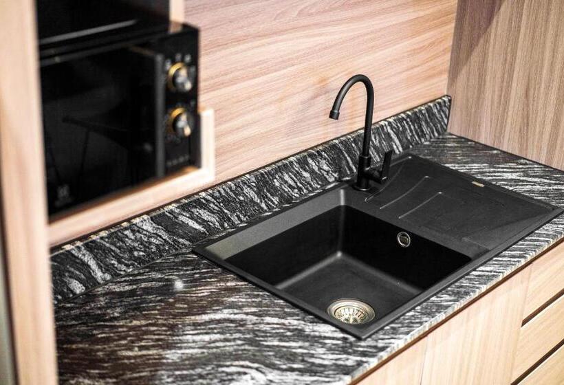 Президентский Люкс, Ysw Hotel Lopburi