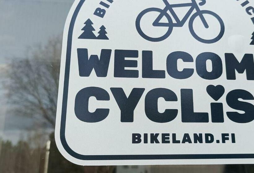 غرفة قياسية حمام مشترك, Salonsaaren Pappila