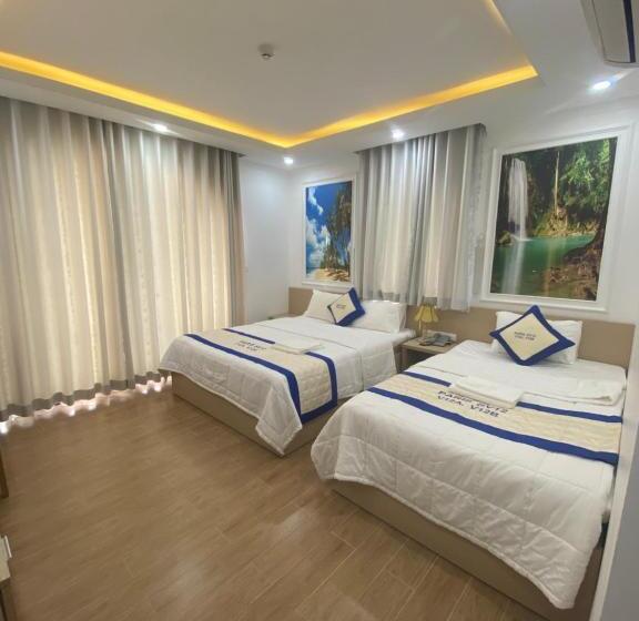 اتاق لوکس با بالکن, Anna