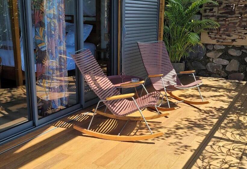 Номер Deluxe Вид на Море, Villa Manaaki