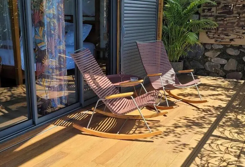اتاق لوکس با چشم‌انداز دریا, Villa Manaaki