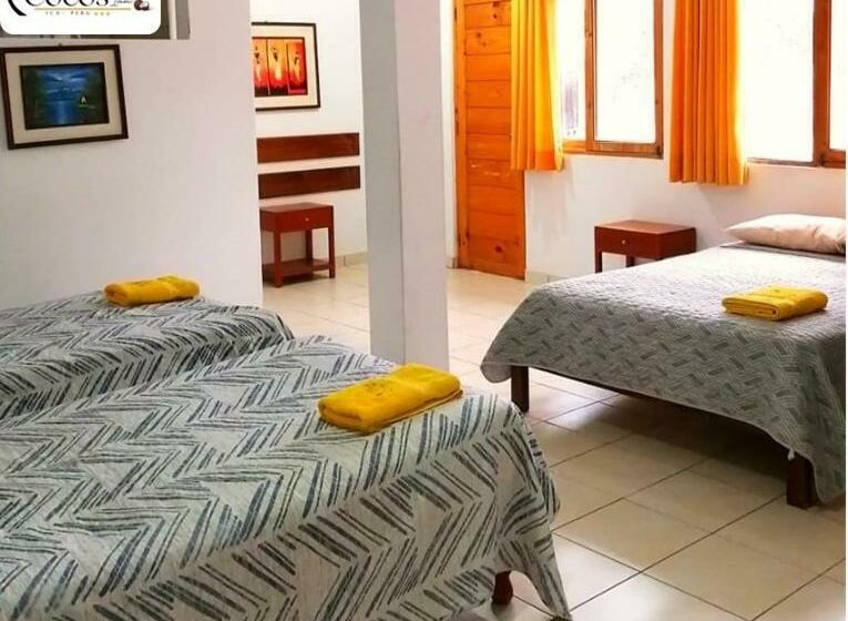 غرفة قياسية ثلاثية, Cocos Inn